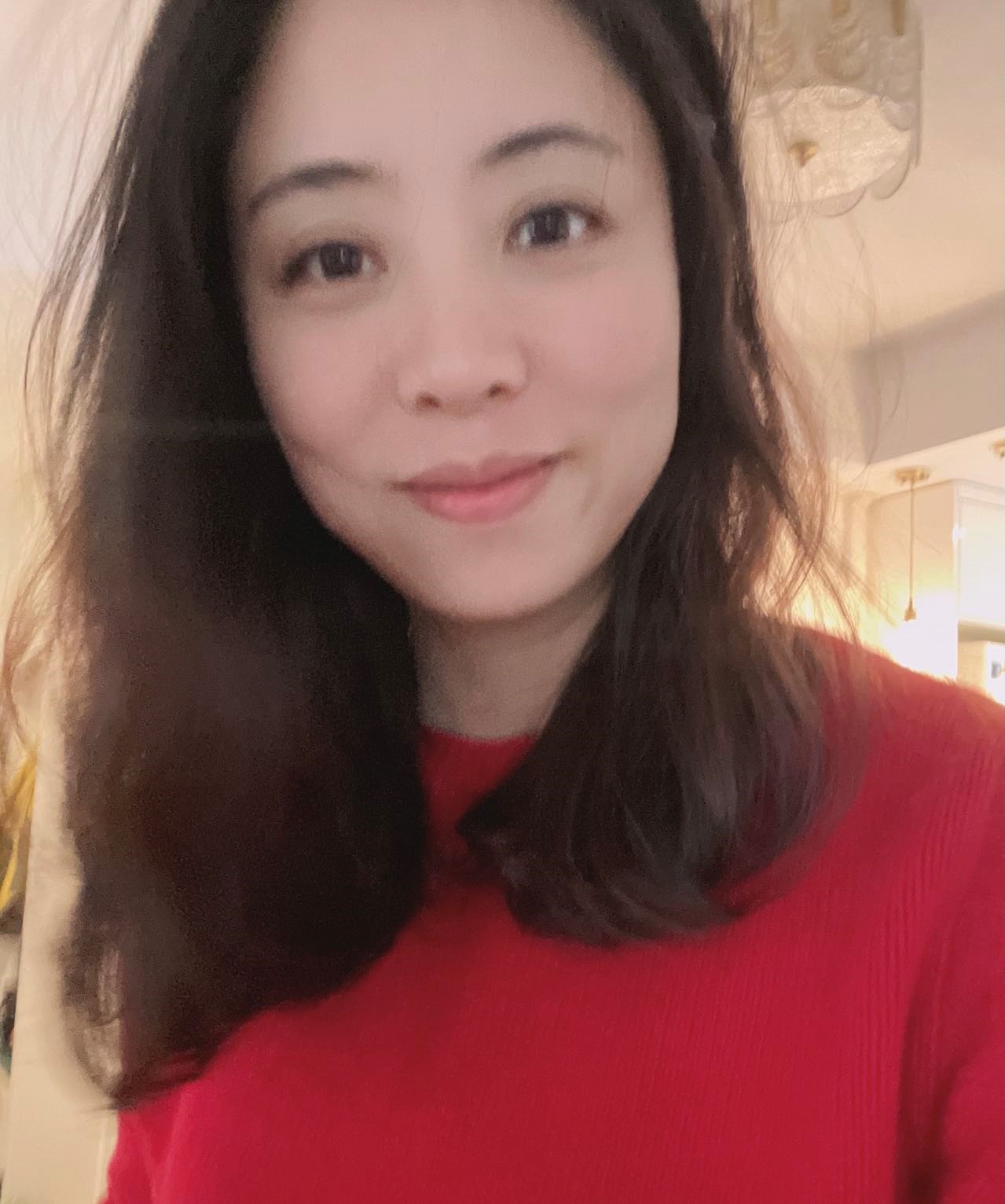 张佳伊.jpg